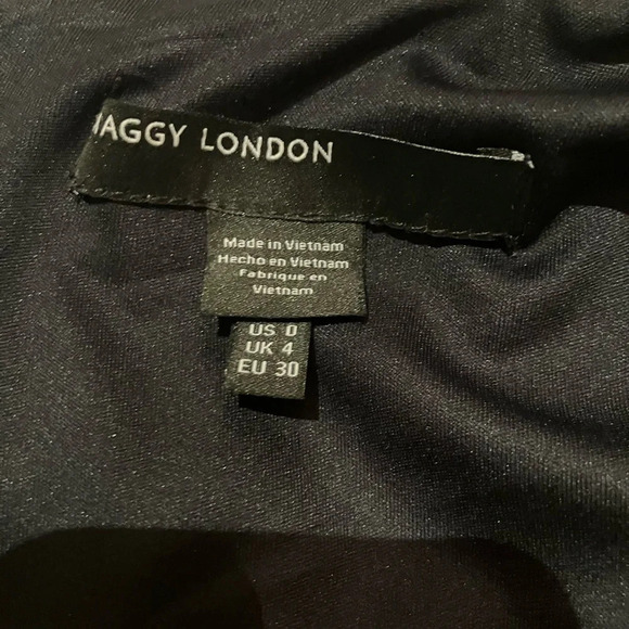 NWT Maggy London Women's Lined Pink Floral Front Twist Midi Dress (0) - Picture 6 of 7